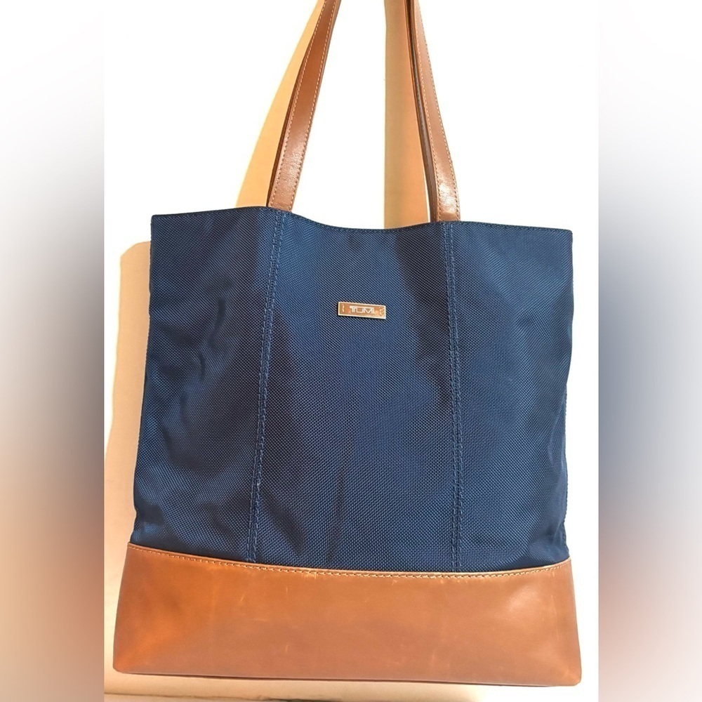 Tumi navy blue nylon shoulder handbag